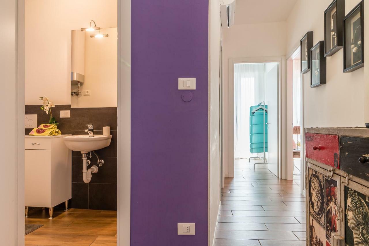 Color Notes Close To @Treviso Train Station Luaran gambar
